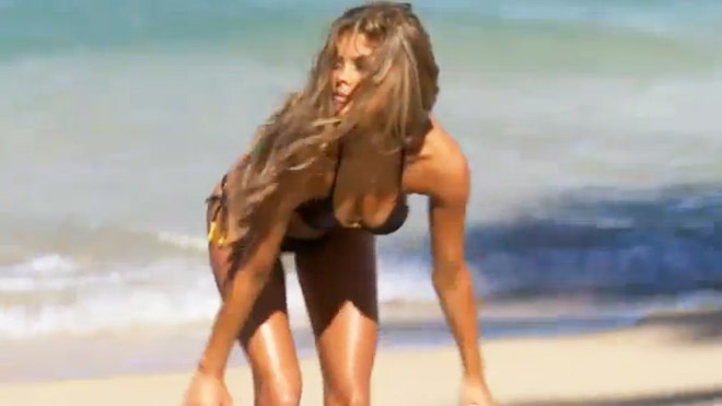 nina agdal 2 660 carls jr.jpg